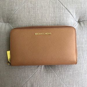Micheal Kors Wallet